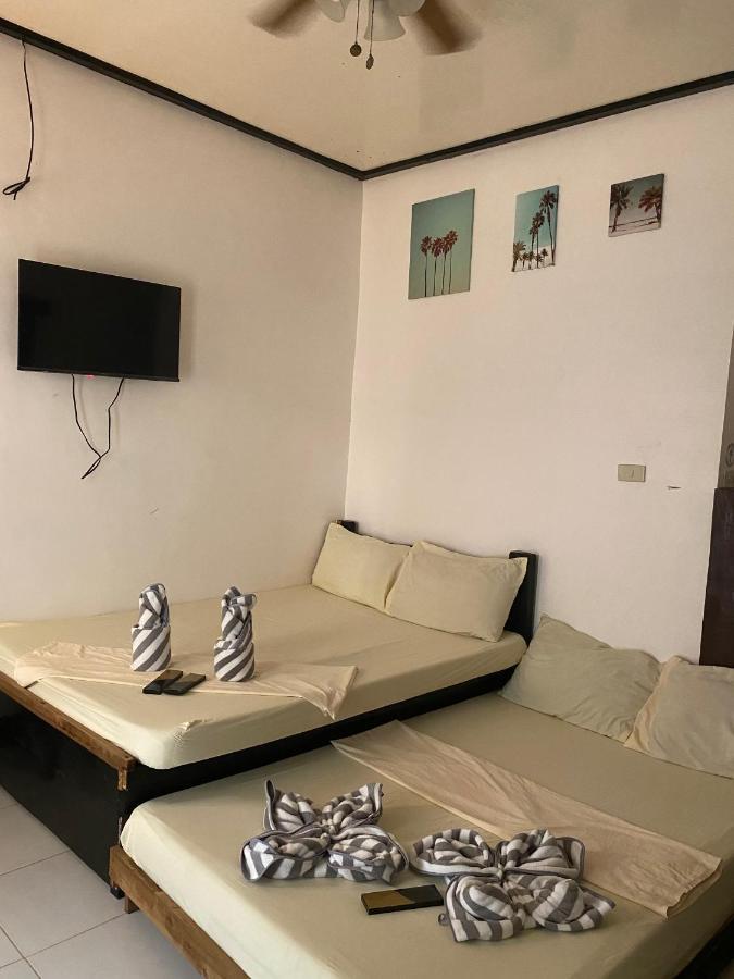 Mia Affordable Rooms El Nido Exterior photo